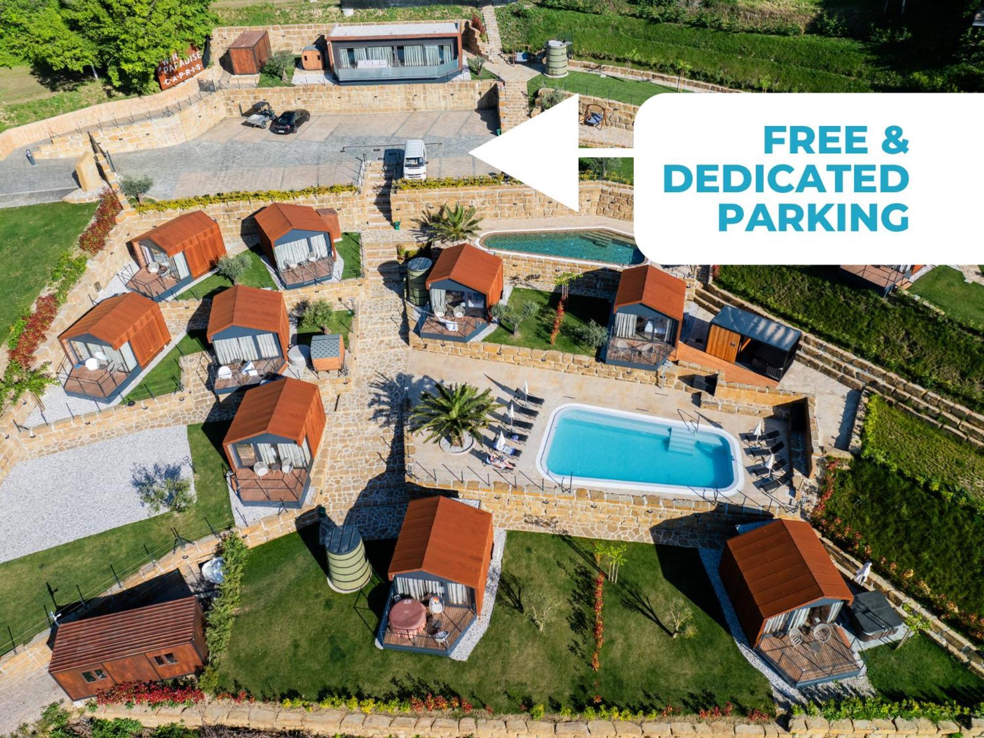 Wine Paradise - Glamping Resort Marezige Esterno foto